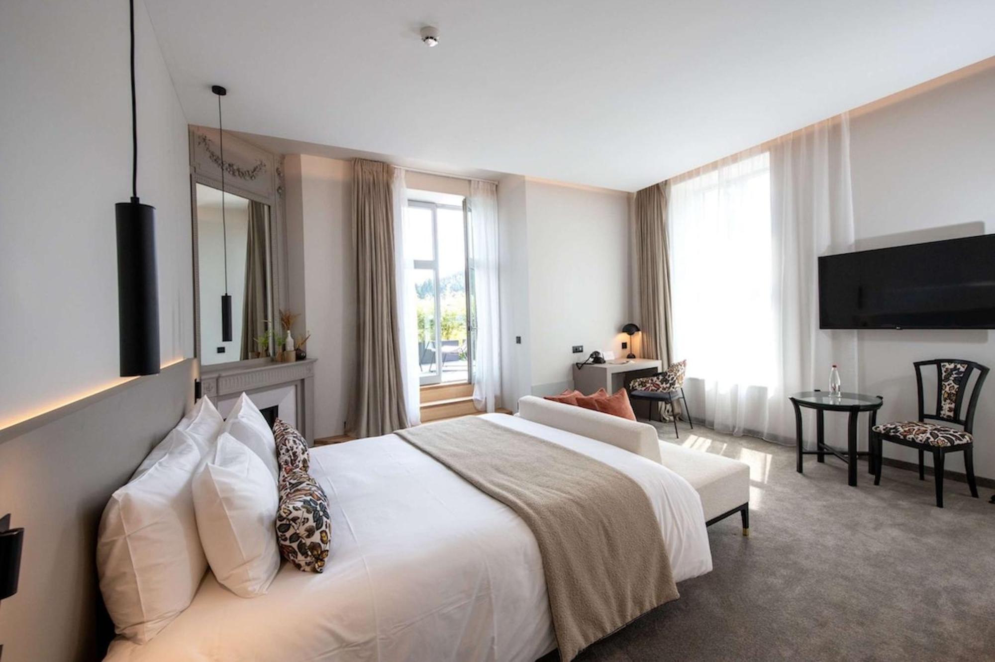 Best Western Premier Le Chapitre Hotel And Spa Remiremont Eksteriør billede