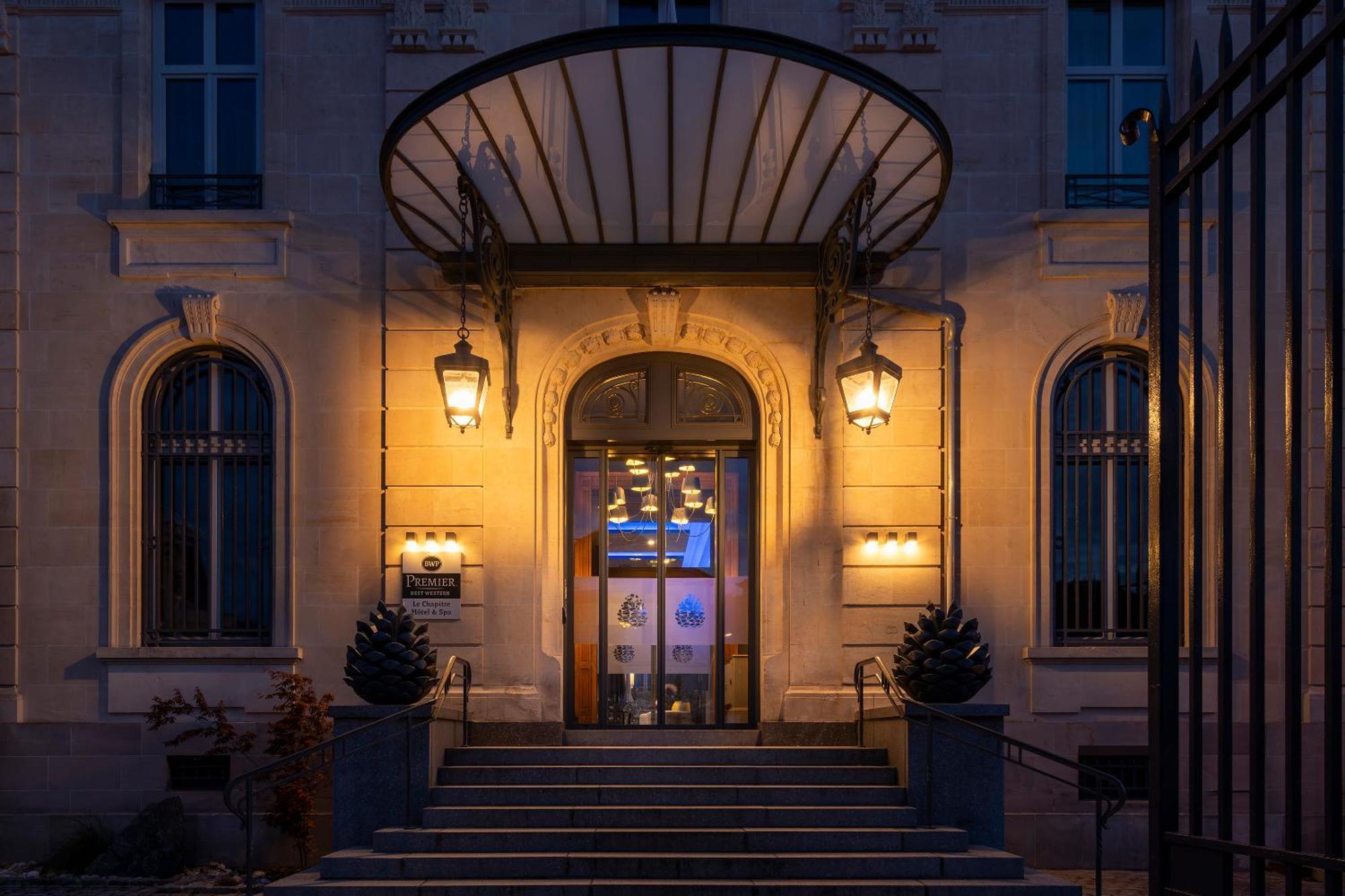 Best Western Premier Le Chapitre Hotel And Spa Remiremont Eksteriør billede