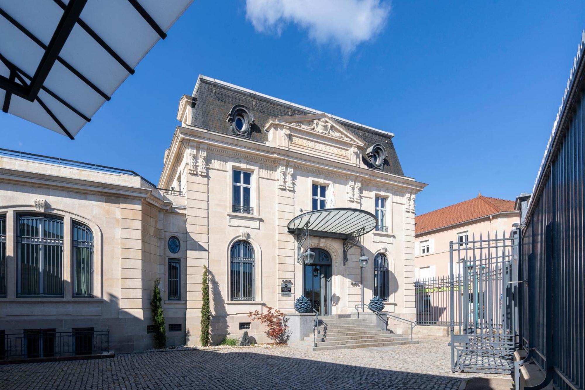 Best Western Premier Le Chapitre Hotel And Spa Remiremont Eksteriør billede