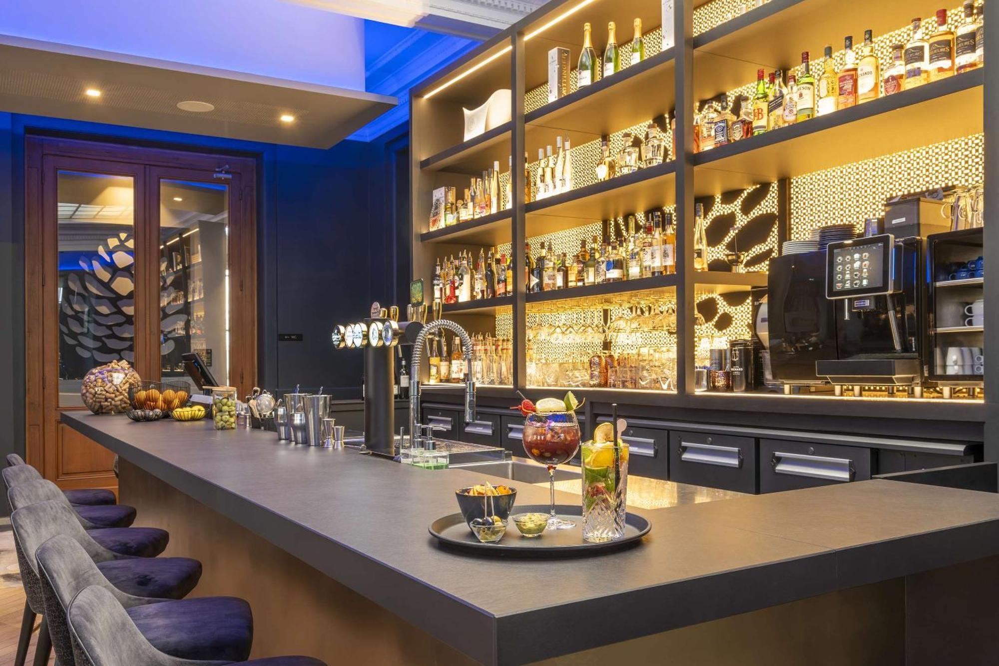 Best Western Premier Le Chapitre Hotel And Spa Remiremont Eksteriør billede