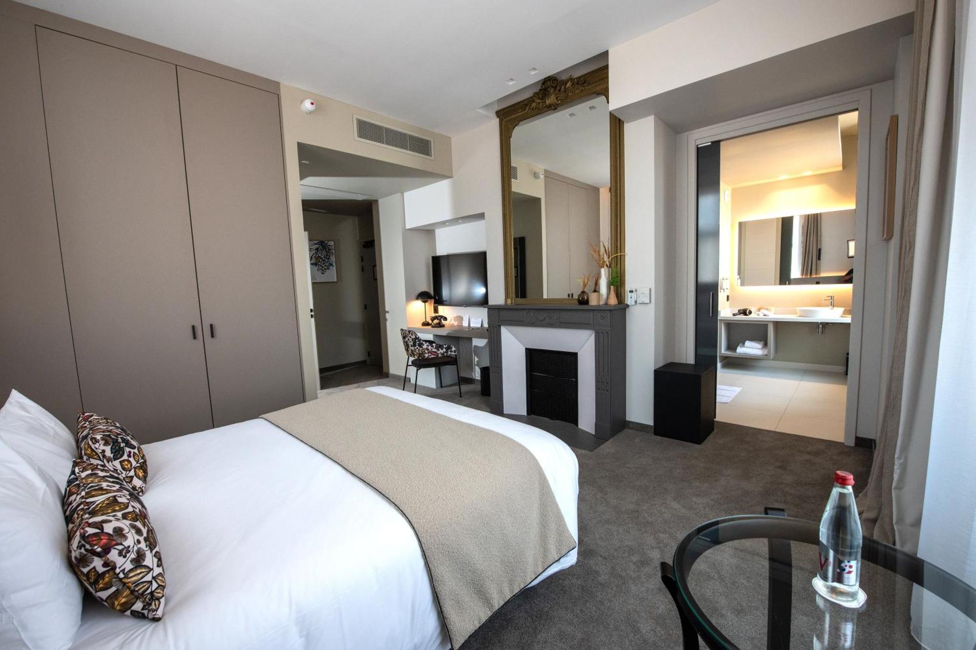 Best Western Premier Le Chapitre Hotel And Spa Remiremont Eksteriør billede